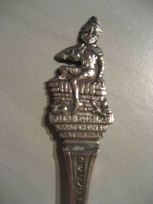 Lepel kleien boodschap op muur